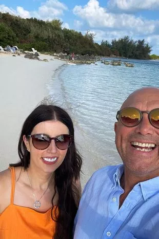 格雷格·华莱士给年轻妻子的最后通牒如果她想要孩子的话